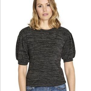 NWT Buffalo puff sleeve shirt